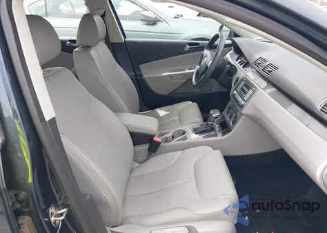 2007 Volkswagen Passat 2.0T z USA, uszkodzony, nr VIN WVWAK73C37P007958